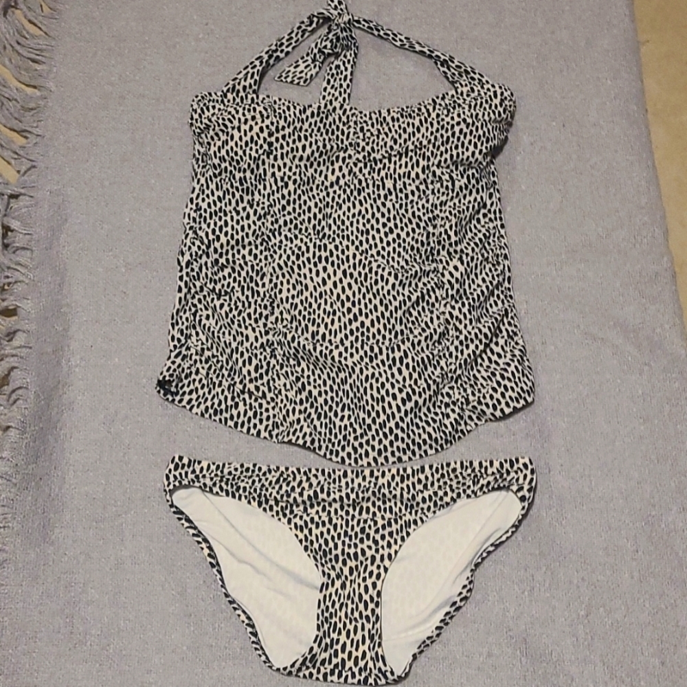 2 pc swimming suit